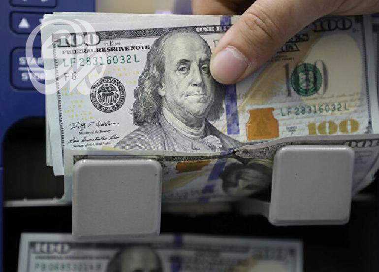 انخفاض أسعار صرف الدولار في بغداد وكردستان