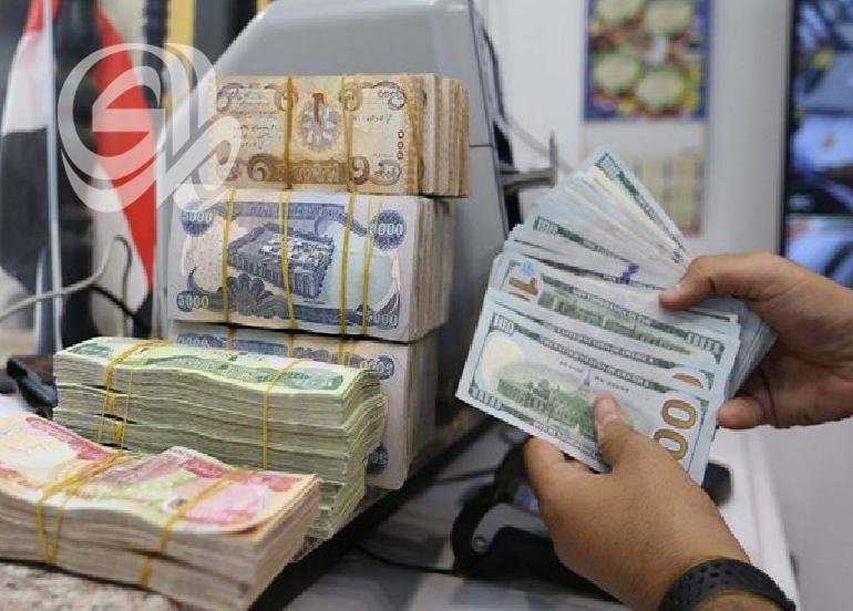 سعر الدولار يستقر على ارتفاع في السوق العراقية