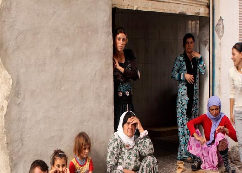 محما خليل: الحكومة مطالبة بتحرير الإيزيديات داخل مخيم الهول