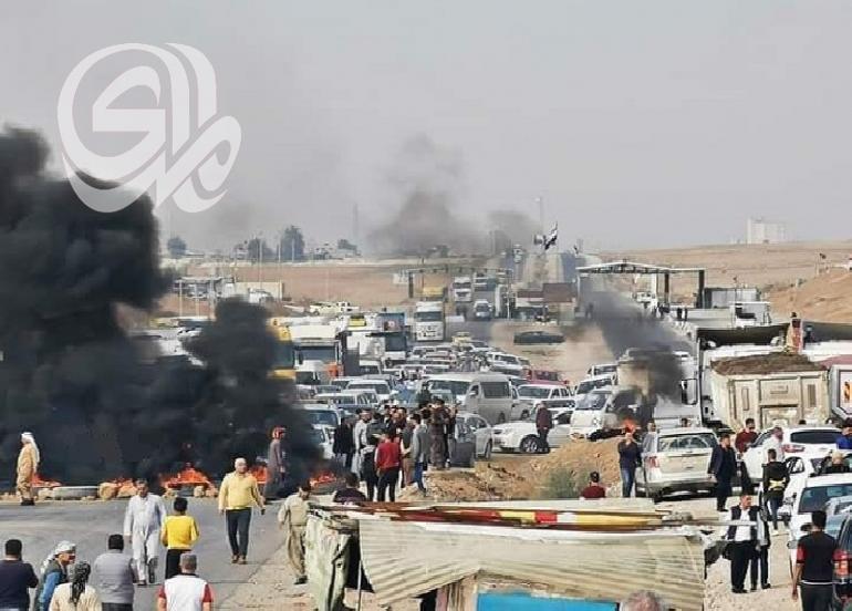 المعترضون على نتائج الانتخابات يقطعون طريق اربيل - الموصل