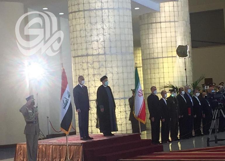 الرئيس الإيراني يستقبل الكاظمي
