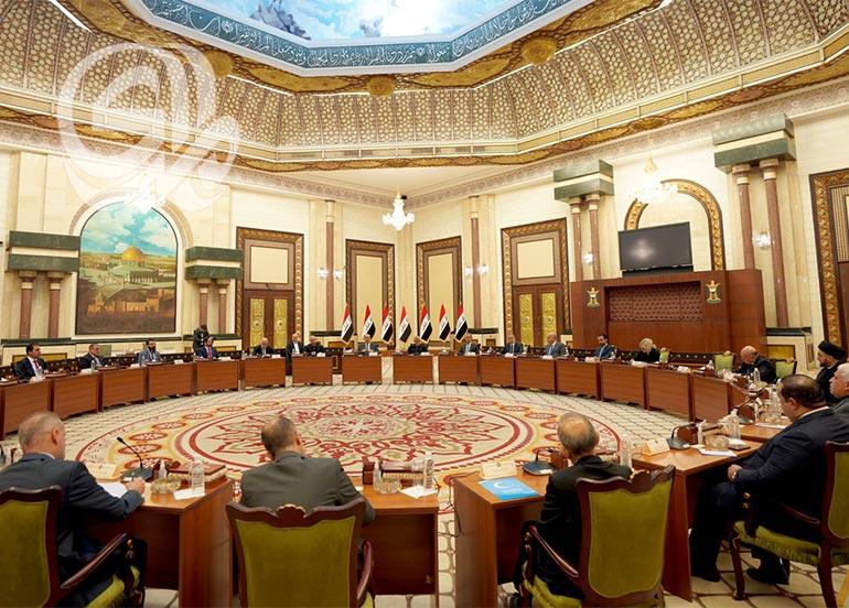 اجتماع قصر الحكومة: غياب الصدر.. وتلميح إلى الانتخابات المبكرة