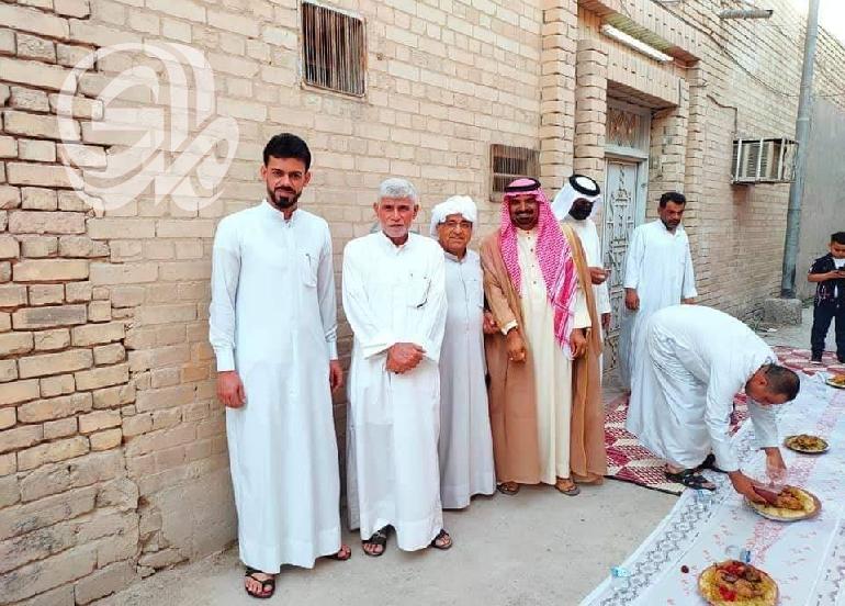 صور: أهل الزبير يلتزمون بتقاليدهم في الاحتفال بالعيد