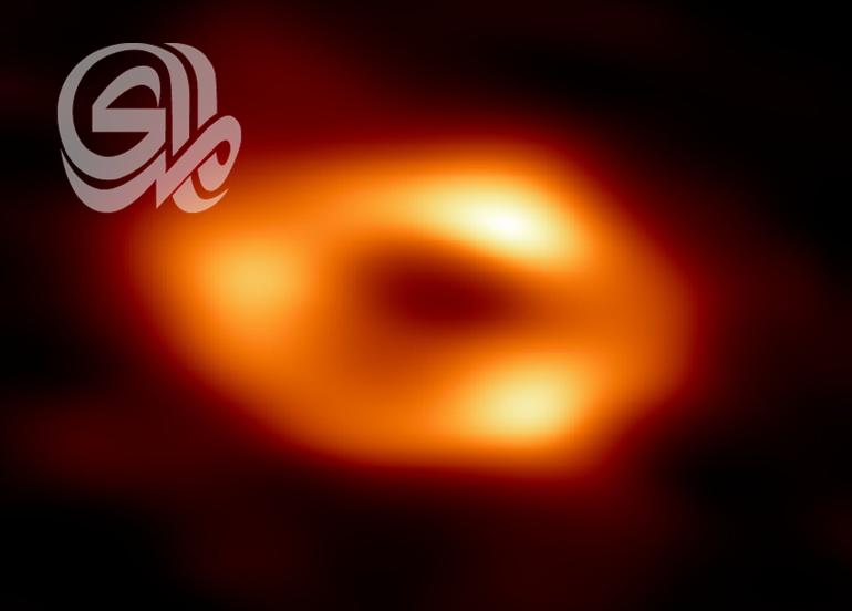 فلكيون يرصدون (فقاعة غازية) حول الثقب الأسود وسط درب التبانة