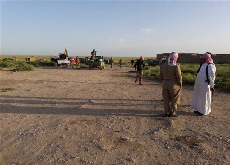 سكان القرى النائية في الأنبار يضطرون للتعاون  مع المسلحين بسبب غياب الجيش