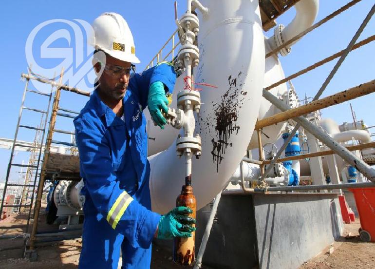 مستشار السوداني: انخفاض أسعار النفط سيفاقم عجز الموازنة