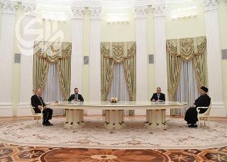 صورة.. الرئيس الايراني يصلي في قصر الكرملين