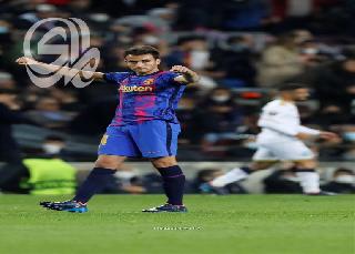 لاعب برشلونة يوجه تحذيراً لريال مدريد