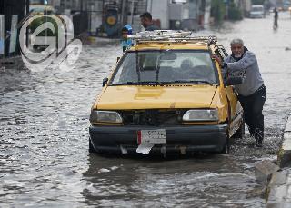 بعد ان ألْهَمَ الشعراء واسعد المزارعين.. عراقيون: جعلونا نخاف المطر!