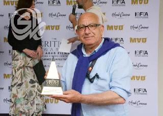 السينما العربية يقدم جائزة الإنجاز النقدي إلى الناقد العراقي زياد الخزاعي