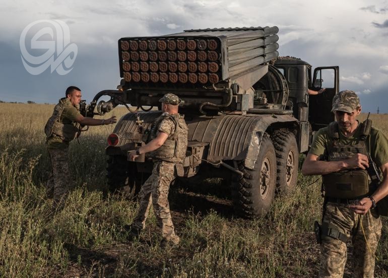 كييف تعلن قصف مطار عسكري روسي في القرم