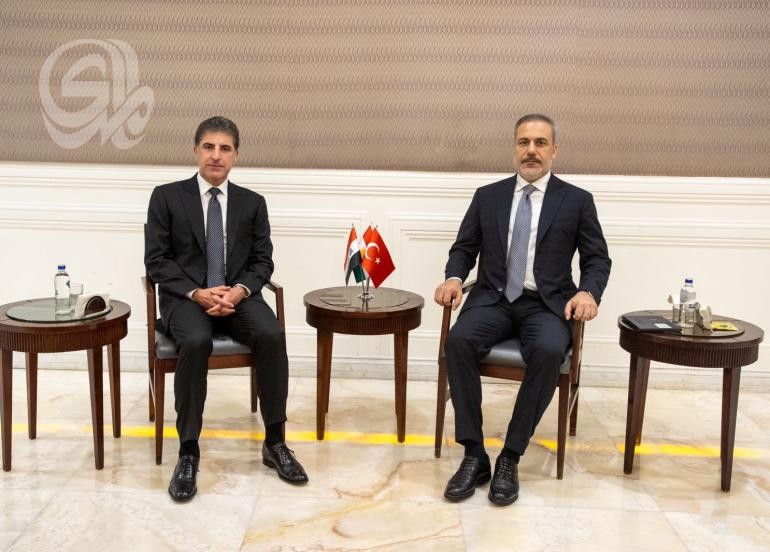 نيجيرفان بارزاني ووزير الخارجية التركي يؤكدان على توسيع التعاون
