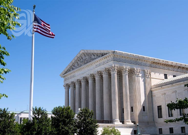 ترامب يحذر من «كارثة اقتصادية وأمنية» إذا خسرت إدارته قضية الرسوم أمام المحكمة العليا