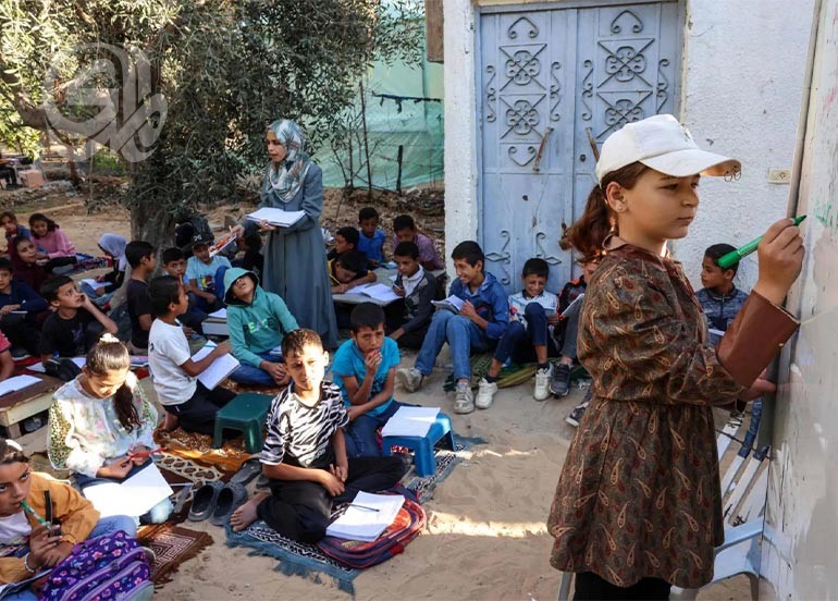 أطفال غزة يعانون من صدمات مع عودة غير مستقرة للدراسة