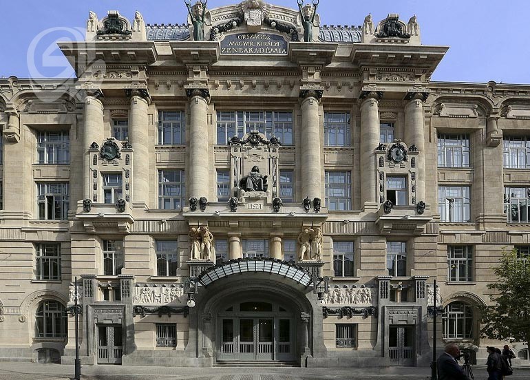 موسيقى الاحد: قرن ونصف على تأسيس أكاديمية