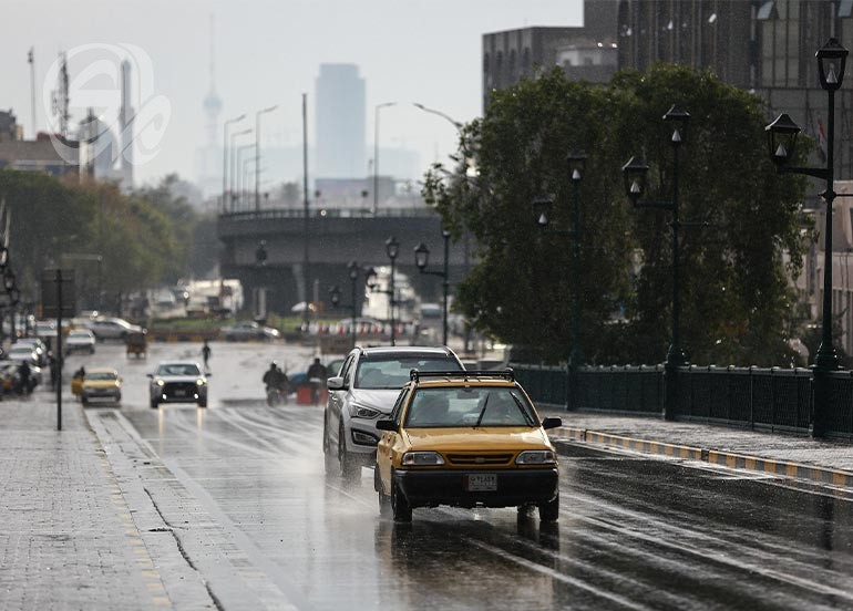 تحذيرات الدفاع المدني العراقي مع بدء موجة أمطار: تجنبوا أعمدة الكهرباء وقلّلوا التنقلات