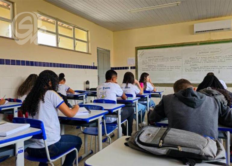 عبء على العائلات... لماذا تحولت الدروس الخصوصية إلى ضرورة؟