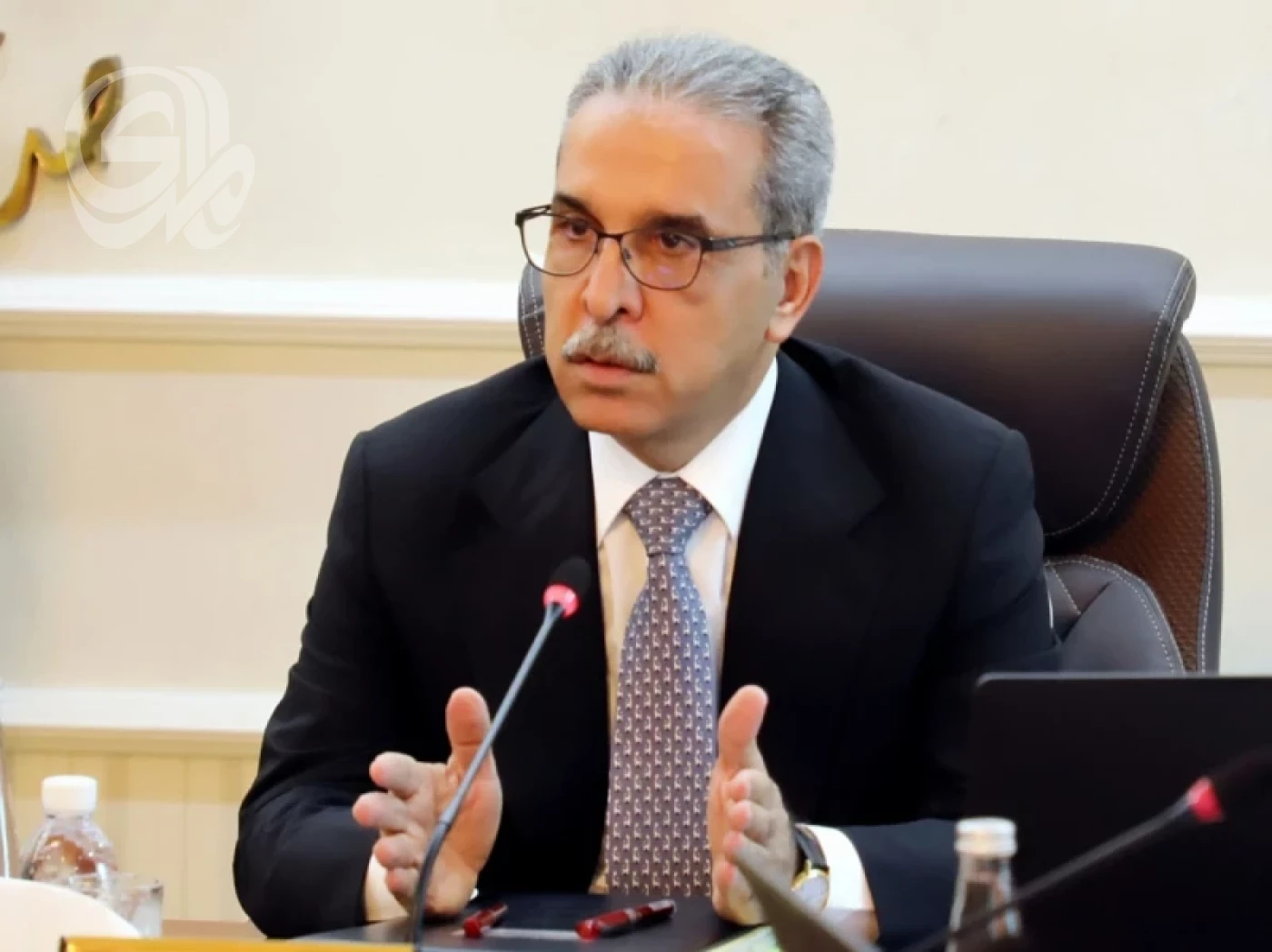 رئيس مجلس القضاء يثمّن التزام قادة الفصائل بحصر السلاح بيد الدولة