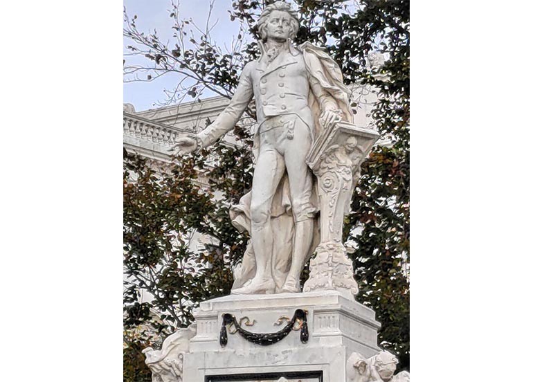 موسيقى الاحد: موتسارت الاعجوبة