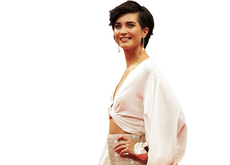 سؤال غير متوقع يضع توبا بيوكوستون في موقف محرج ‏