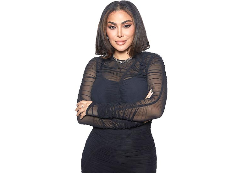 هدى بيوتي تتراجع وتؤكد: هذا ما اقصده بـ«ايران حرة»