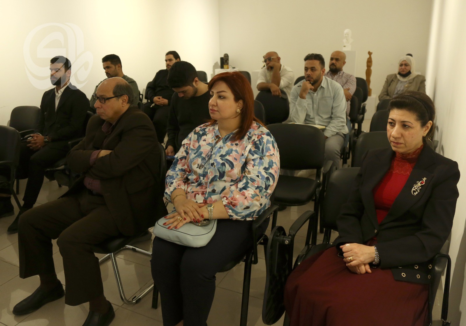 الجمعية العراقية العلمية للفنون تختتم ورشة الرسم بالواقع الافتراضي